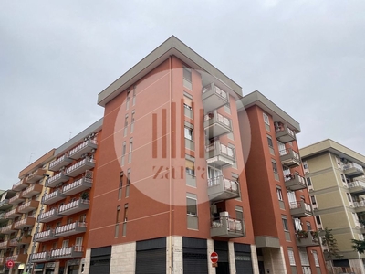 Appartamento in Vendita in Via Mauro Amoruso Manzari 39 a Bari