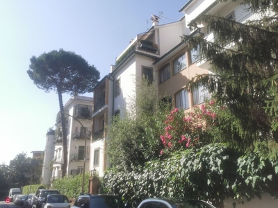 Appartamento in Vendita in Via Torbole 15 a Roma