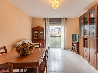 Appartamento in Vendita in Viale Giovanni Suzzani 241 a Milano