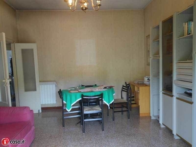 Appartamento in Vendita in Viale Palmiro Togliatti 62 a Roma
