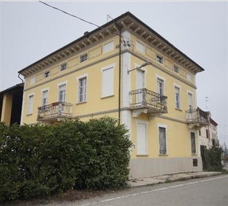Indipendente - Villa a Casale Monferrato