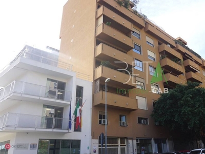 Ufficio in Vendita in Via delle Croci a Palermo