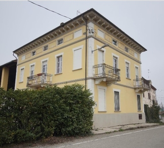 Villa in Cantone Rossi 55, Casale Monferrato, 12 locali, 2 bagni