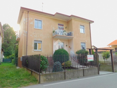 Villa in vendita a Arsago Seprio