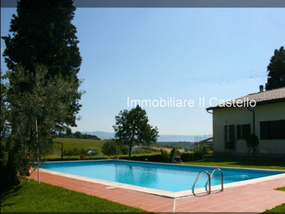 villa in vendita a Castiglione del Lago