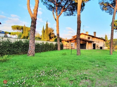Villa in Vendita in Via DI CASAL SELCE 441 /A a Roma