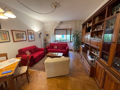 Appartamento in vendita in via cremani, Siena