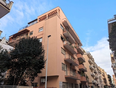 Appartamento in Via Antonello da Messina 29, Roma, 5 locali, 2 bagni