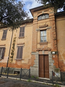 Appartamento in Viale dei Romagnoli, Roma, 1 bagno, 50 m², 1° piano
