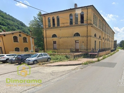Bilocale in Via Mammianese Nord, Pescia, 1 bagno, 80 m², terrazzo