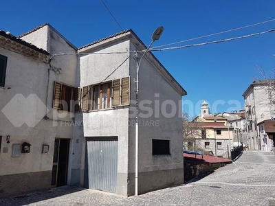 Casa Indipendente in vendita a Rionero Sannitico, Via Pace - Rionero Sannitico, IS