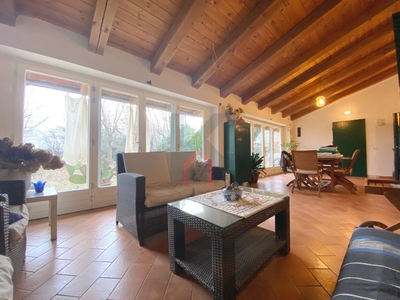 Casa indipendente in Via Rio Cosina, Forlì, 7 locali, 4 bagni, 248 m²