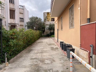 Quadrilocale in Vendita a Brindisi, 180'000€, 130 m²