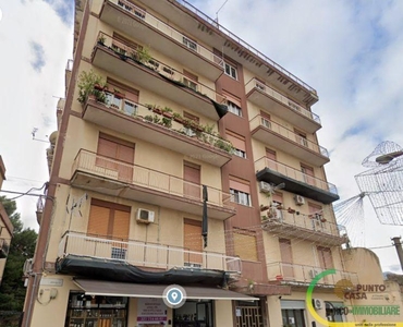 Quadrilocale in Via Atenasio, Palermo, 2 bagni, 130 m², 1° piano