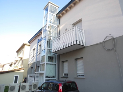 Quadrilocale in Via Foresti, Piacenza, 2 bagni, 120 m², 2° piano