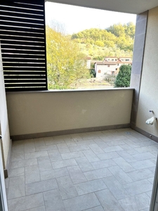 Trilocale in Via Felice Cavallotti 9a, Vaiano, 79 m², ascensore