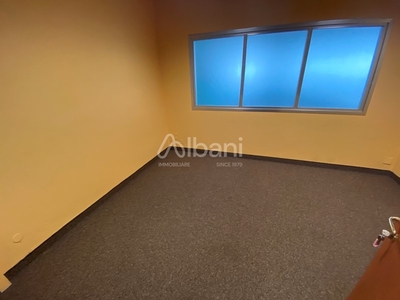 Ufficio in Affitto a La Spezia, 250€, 15 m²