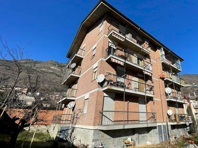 Vendita Appartamento Regione Brenlo, Aosta