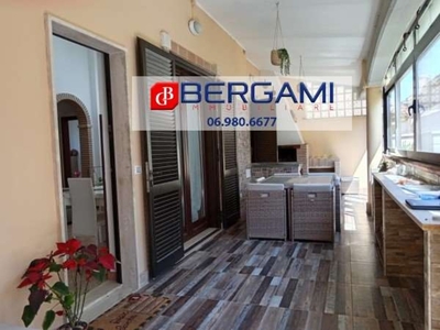 Villa in Via Maria Grazia 21A, Anzio, 5 locali, 2 bagni, 85 m²