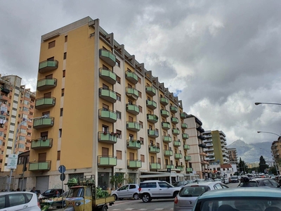 Appartamento in ottime condizioni in zona Notarbartolo a Palermo
