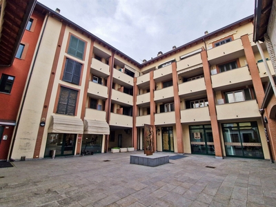 Appartamento in vendita a Ceriano Laghetto Monza Brianza