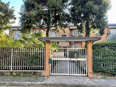 Appartamento in vendita a Cornaredo Milano
