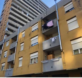 Appartamento in Vendita a Genova Via Enrico Fermi