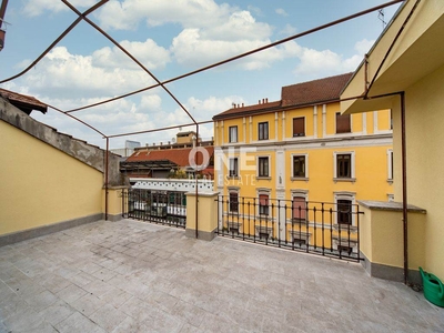 Appartamento in vendita a Milano Porta Venezia