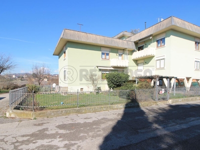Appartamento in vendita a Montebello Vicentino