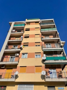 Appartamento in Vendita in Costa zini 1 a Genova