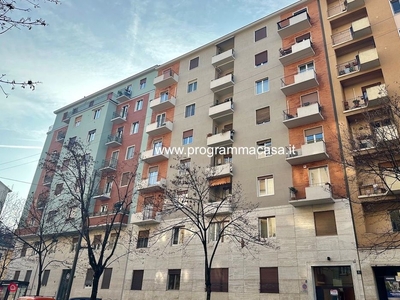 Appartamento in Vendita in Piazza Ermete Novelli a Milano