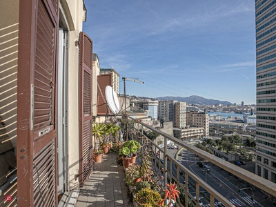Appartamento in Vendita in Via Dino Col 3 a Genova