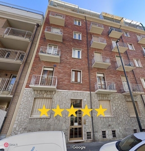 Appartamento in Vendita in Via Edoardo Perroncito a Torino