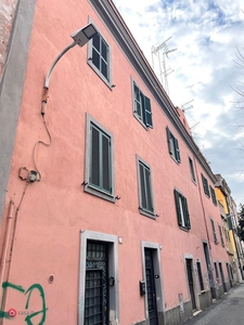 Appartamento in Vendita in Via Fivizzano a Roma