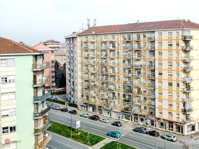 Appartamento in Vendita in Via Francesco De Sanctis 111 a Torino