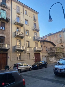 Appartamento in Vendita in Via Frossasco 9 a Torino