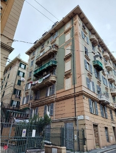 Appartamento in Vendita in Via Giacomo Balbi Piovera 14 a Genova