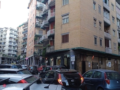 Appartamento in Vendita in Via Giulio Palermo a Napoli