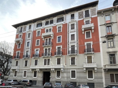 Appartamento in Vendita in Via Gustavo Modena a Milano