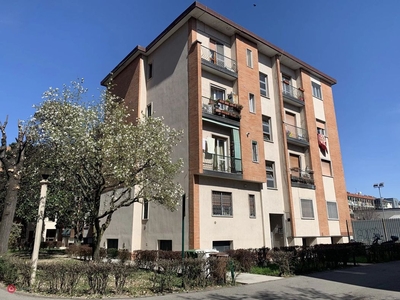 Appartamento in Vendita in Via Lodovico Il Moro 159 a Milano