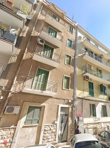 Appartamento in Vendita in Via Luca De Samuele Cagnazzi 52 a Bari