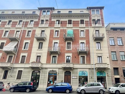 Appartamento in Vendita in Via Madama Cristina 114 a Torino