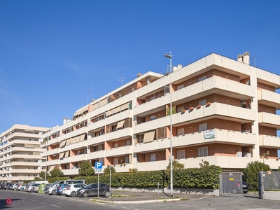 Appartamento in Vendita in Via Mattè Trucco a Roma