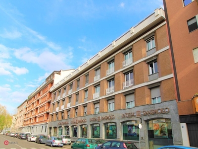 Appartamento in Vendita in Via Michelino da Besozzo a Milano