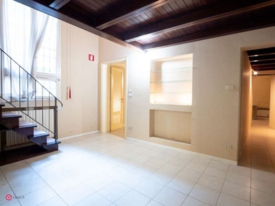 Appartamento in Vendita in Via Nazario Sauro a Bologna