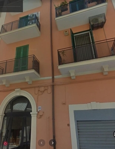 Appartamento in Vendita in Via Sigismondo Castromediano 101 a Bari