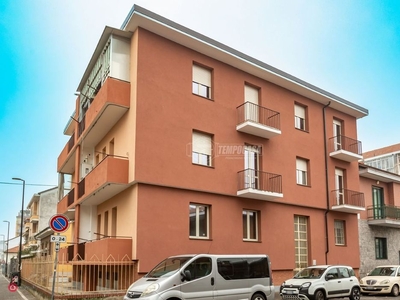Appartamento in Vendita in Via Ugo Ceresero a Torino