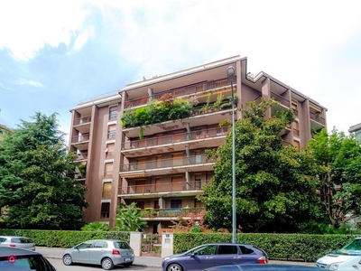 Appartamento in Vendita in Via Val Leventina 6 a Milano