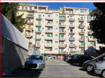 Appartamento in Vendita in Viale Colli Aminei 491 a Napoli