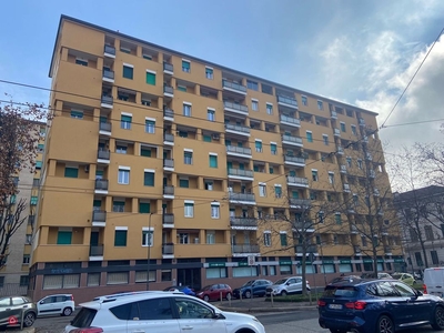 Appartamento in Vendita in Viale Romagna 20 a Milano